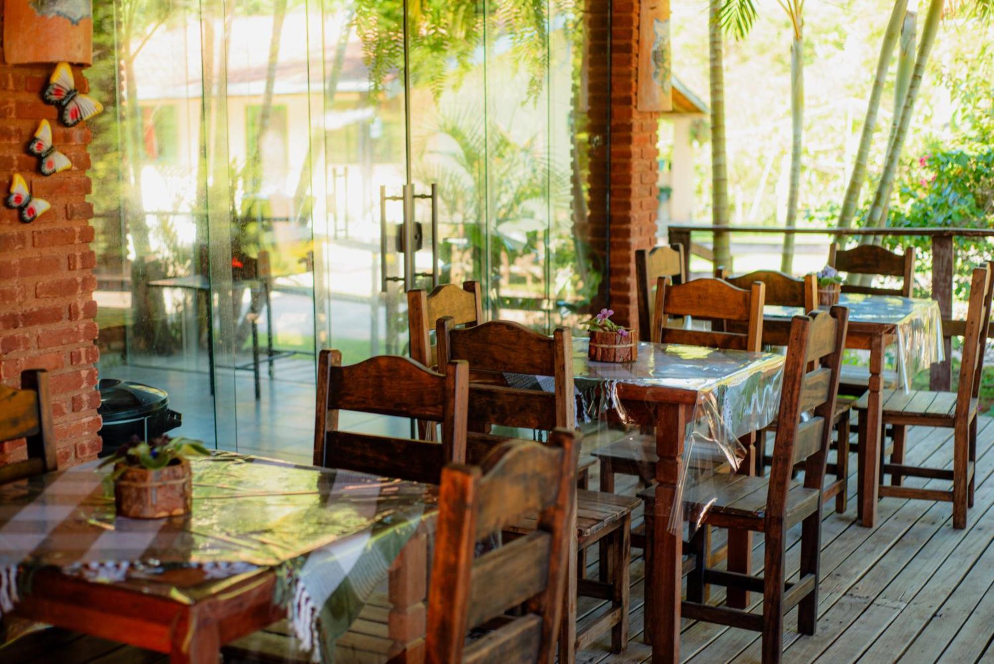 Pousada Brilho Do Sol แซร์ฮาเนกรา ภายนอก รูปภาพ