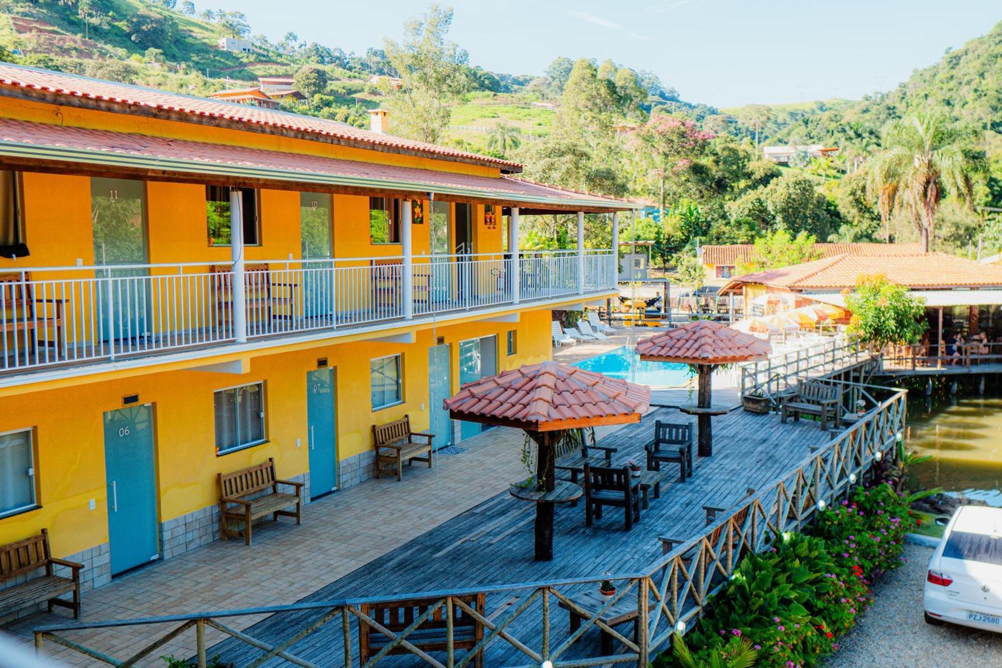 Pousada Brilho Do Sol แซร์ฮาเนกรา ภายนอก รูปภาพ